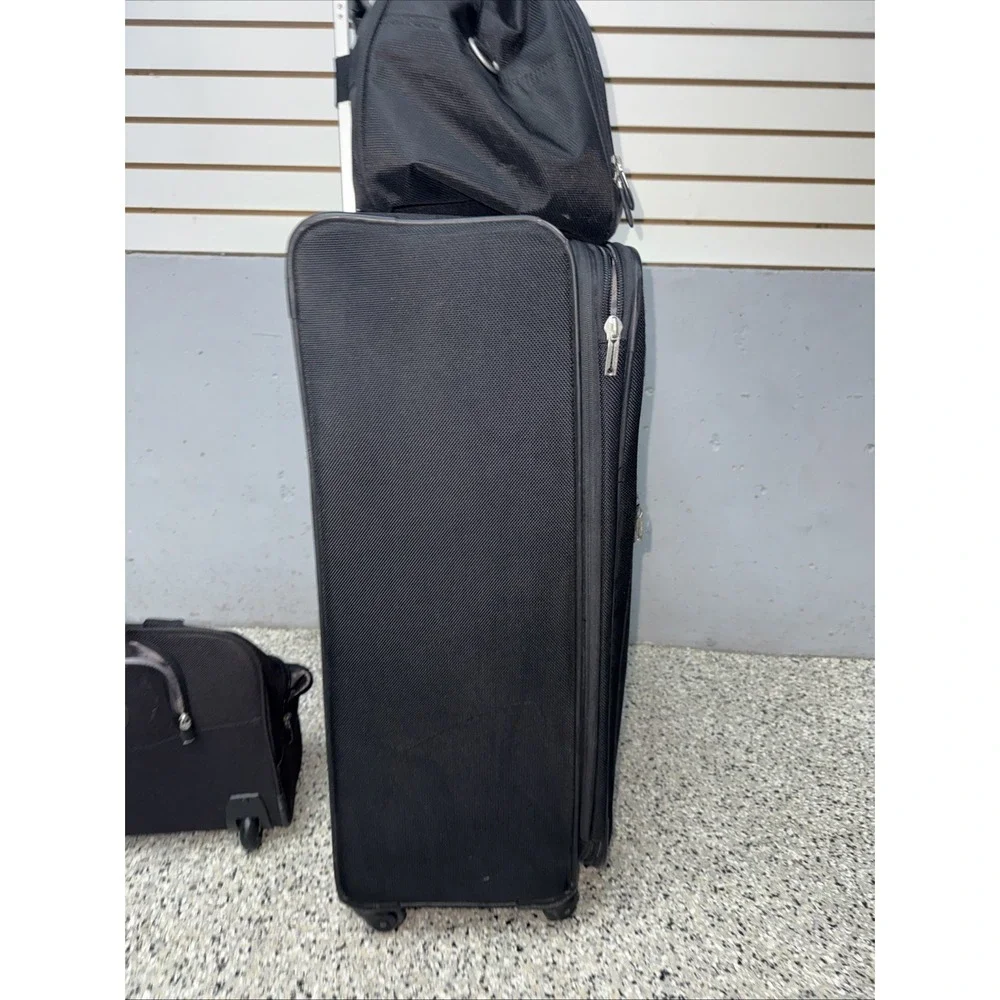 Samsonite 3 Piece Bundle Black Softside Spinner Expandable Carry On Check In 30